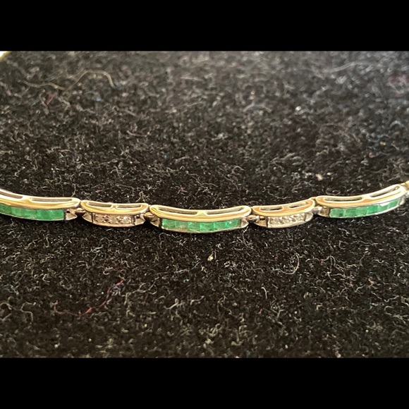 14K Pure White Gold Emeralds Diamonds Bracelet - Picture 7 of 7